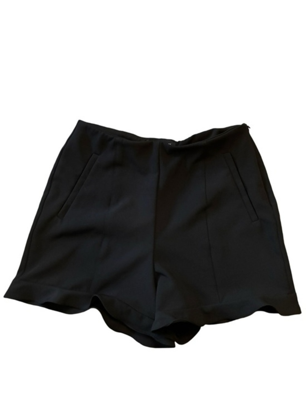 FIFTEEN TWENTY Black High-Waist Ruffle Hem shorts, Size 2.